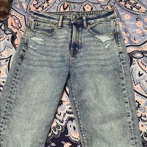 American Eagle mom jeans
